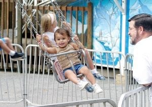 Kid Friendly Swing Ride in Chattanooga